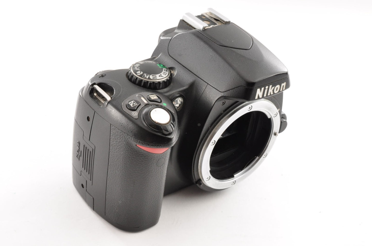Nikon D40 DSLR Digital Camera w/ AF-S DX 18-55mm f3.5-5.6G VR Lens from JAPAN