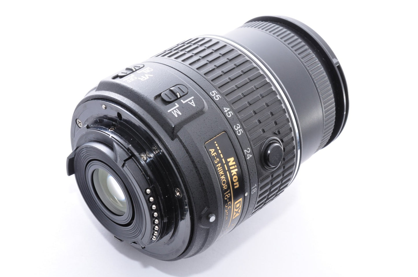 [US Stock] Nikon D5300 24.2 MP DSLR Camera AF-S DX 18-55mm G VR II [2008 shots]