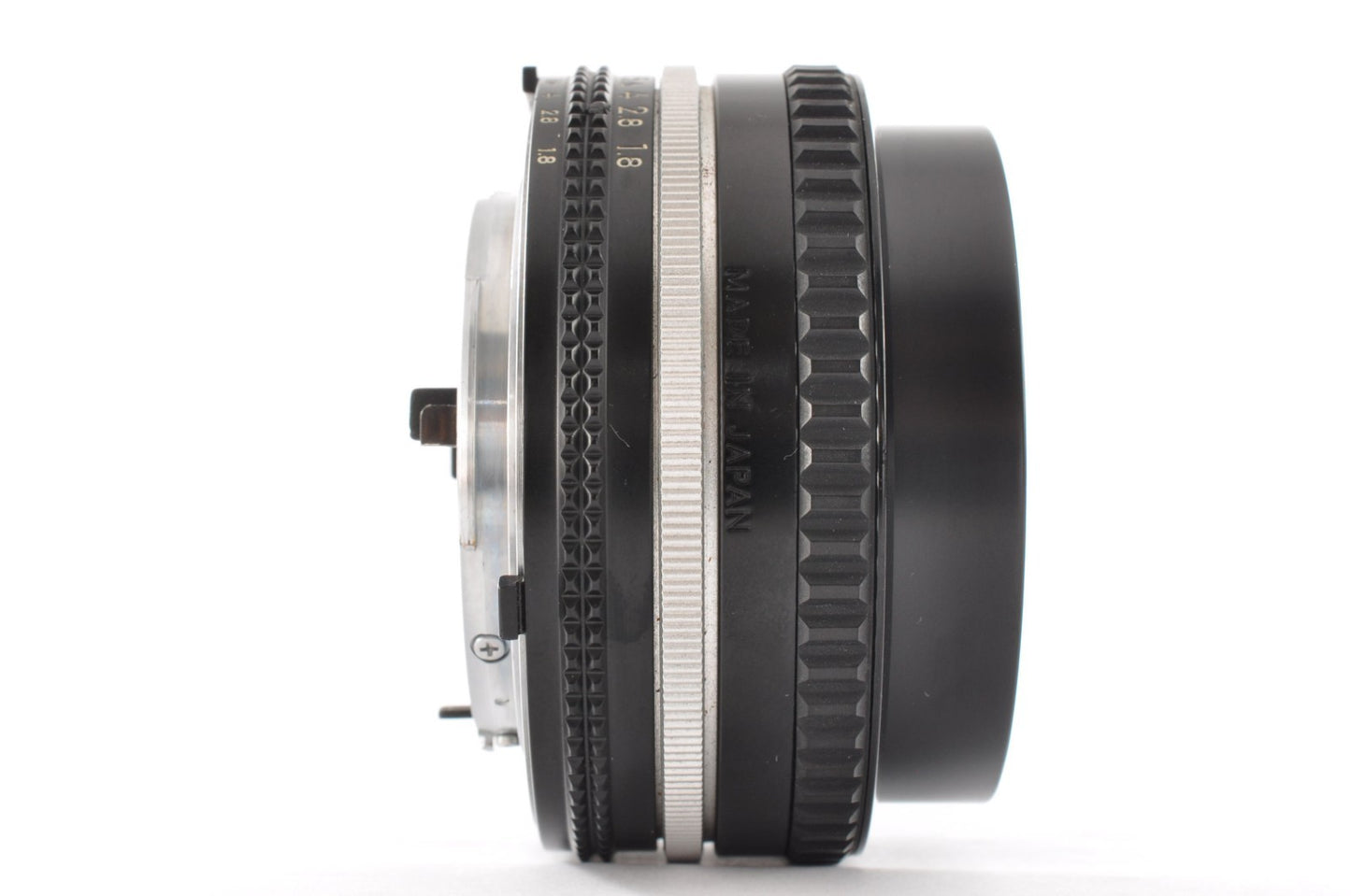 [Near Mint] Nikon Ai-s Nikkor 50mm f1.8 Pancake Prime MF Lens from JAPAN _1718