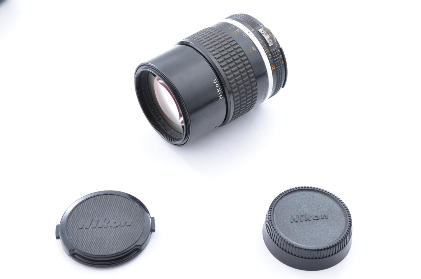 [Near MINT] Nikon Ai-S Ais Nikkor 135mm f2.8 Telephoto MF Prime Lens JAPAN 1649