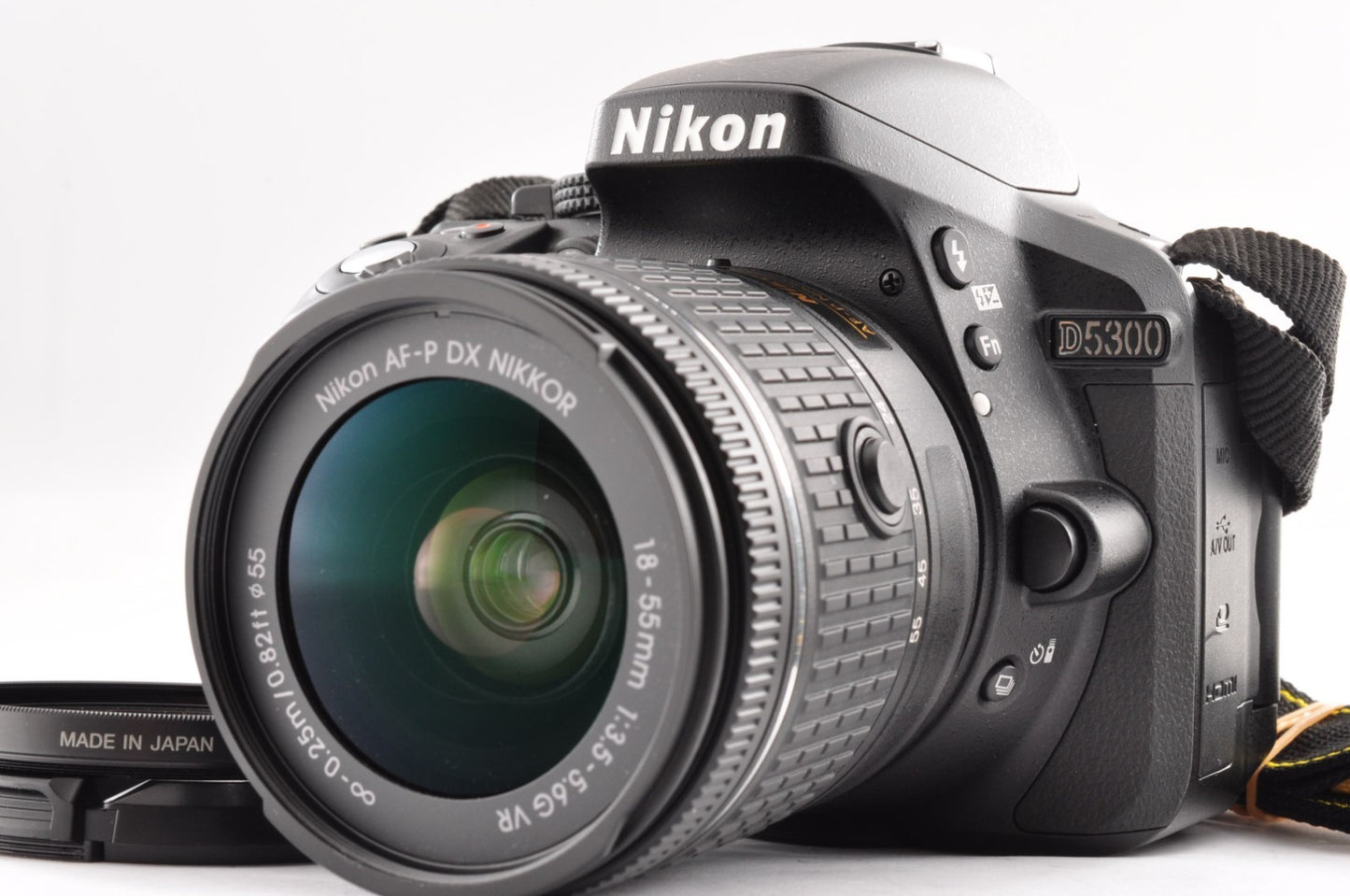 [MINT / 544shots ] Nikon D5300 + AF-P 18-55mm VR Lens Kit Black from Japan _1747
