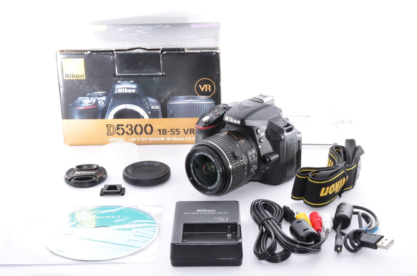 [US Stock] Nikon D5300 24.2 MP DSLR Camera AF-S DX 18-55mm G VR II [2008 shots]