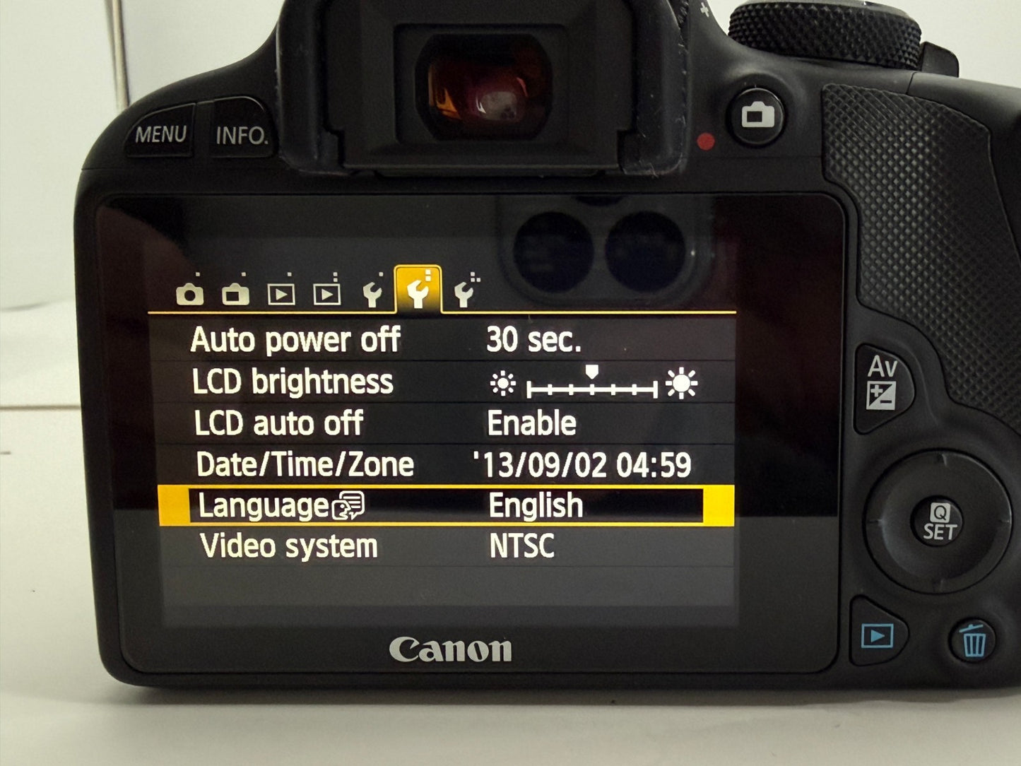 [ Shot 6846 ] Canon EOS Rebel SL1 (Kiss X7 / 100D) w/ EF-S 18-55mm IS STM Lens