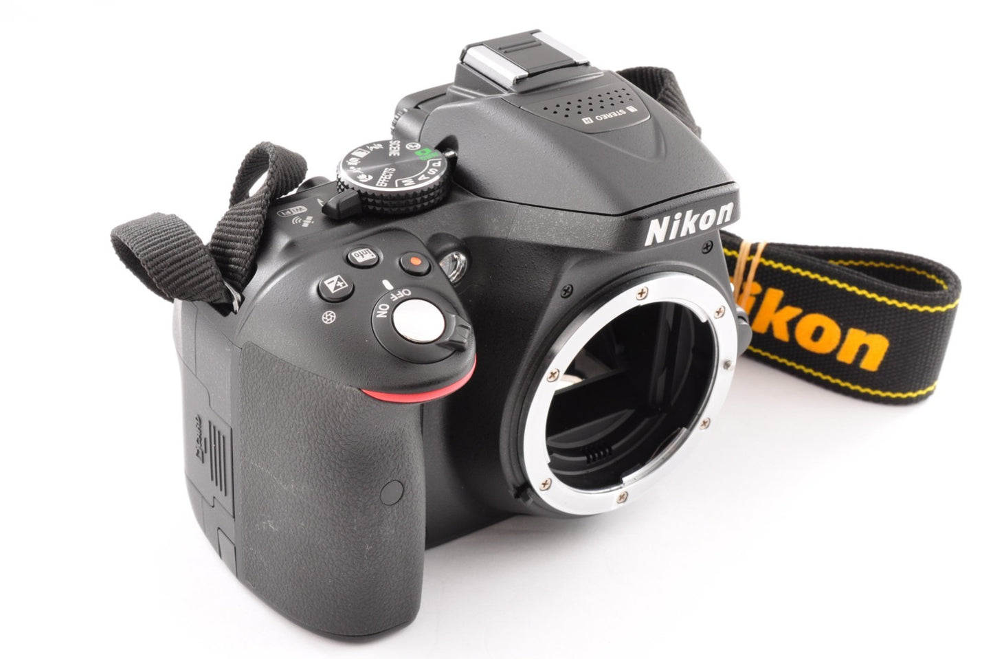 [MINT / 544shots ] Nikon D5300 + AF-P 18-55mm VR Lens Kit Black from Japan _1747