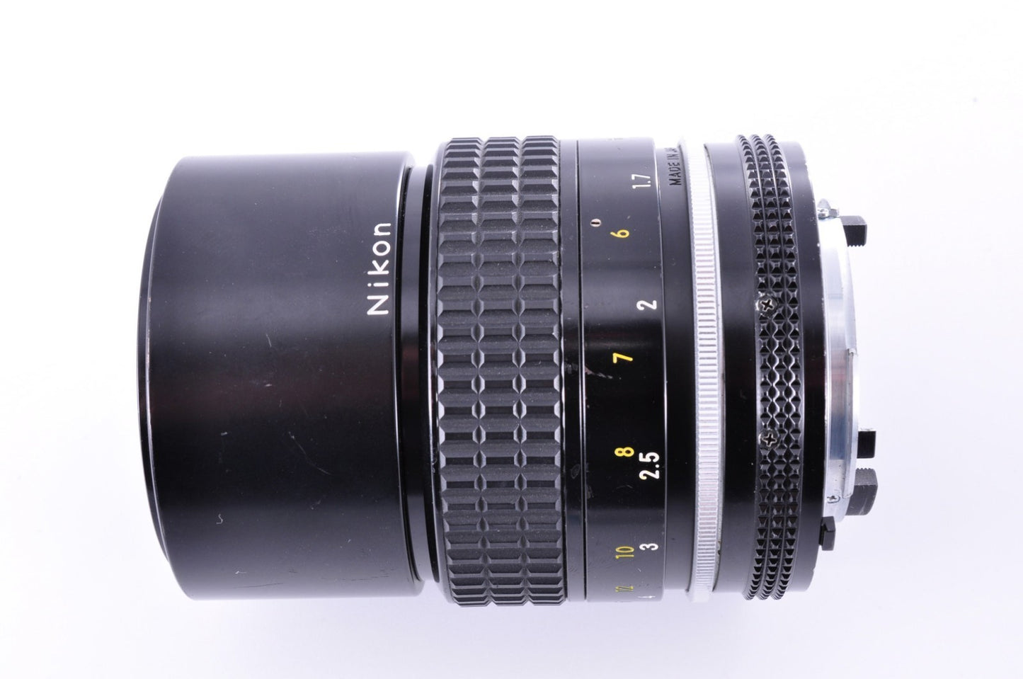 [Near MINT] Nikon Ai Nikkor 135mm f/2.8 MF Telephoto Lens from JAPAN _1716